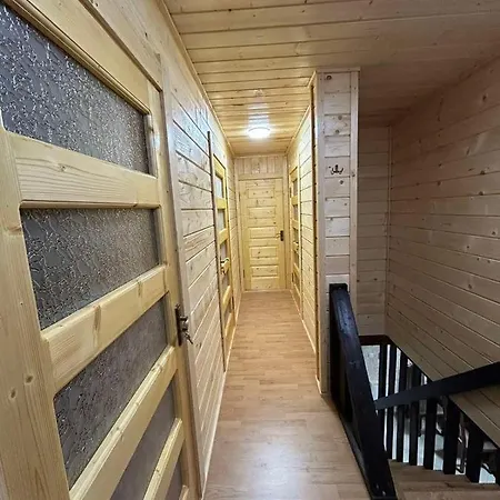 Pid Lisochkom 베르코비나