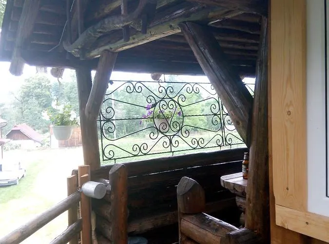 度假居 Pid Lisochkom